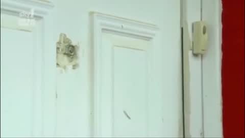 Still frame from Fat families - BEN — a 1m 29s clip marked up for dubbing