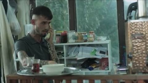 Still frame from Sıfr Bir - Kurtarın Bizi Buradan Kardeş! 2 — a 1m 23s clip marked up for dubbing