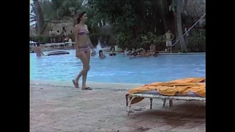 Still frame from Moça bonita — a 13s clip marked up for dubbing