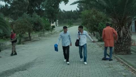 Still frame from sıfırbir — a 1m 17s clip marked up for dubbing