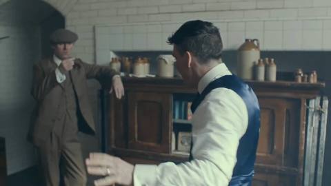 Still frame from Keine Prügeleien - Peaky Blinders — a 26s clip marked up for dubbing